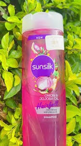 Sunsilk Hairfall Shampoo with Onion & Jojoba Oil in a