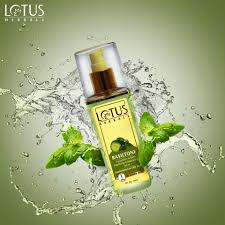 Lotus Herbals Basiltone Cucumber & Basil Clarifying & Balancing Toner